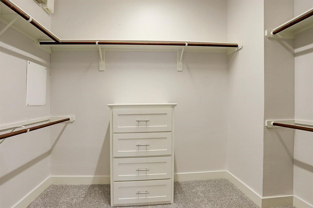 1203 Detering Street Houston, TX 77007 - Photo 9 of 14 Primary suite walk-in closet