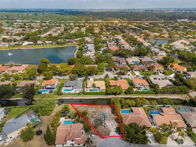 $379,990 | 5939 Northwest 52nd Street, Coral Springs, FL 33067