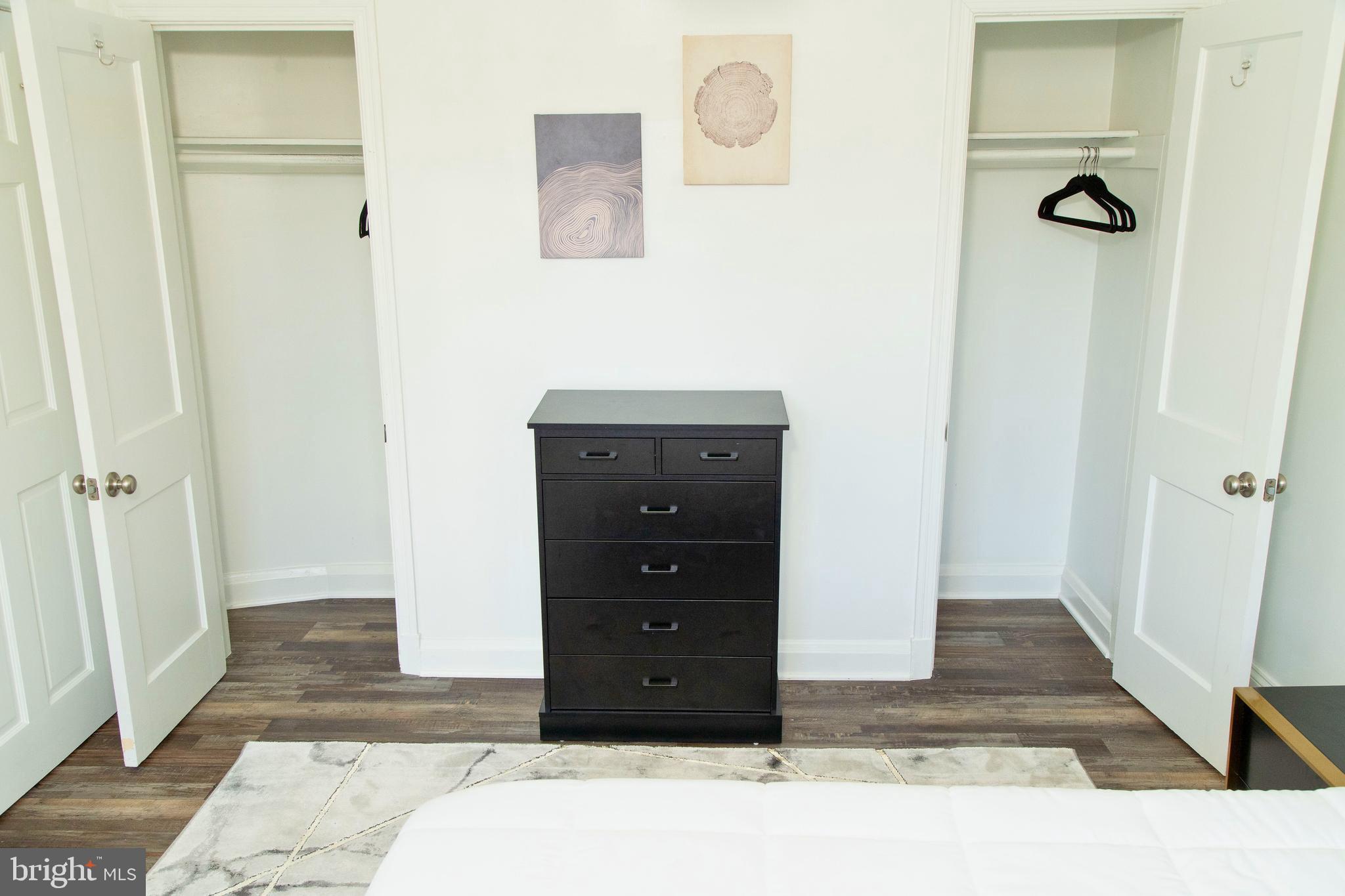 518 Random Road Baltimore, MD 21229 - Photo 14 of 29 a bathroom with a sink and a mirror