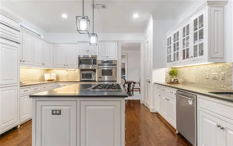 $2,995,000 | 2716 Stanford Avenue, University Park, TX 75225