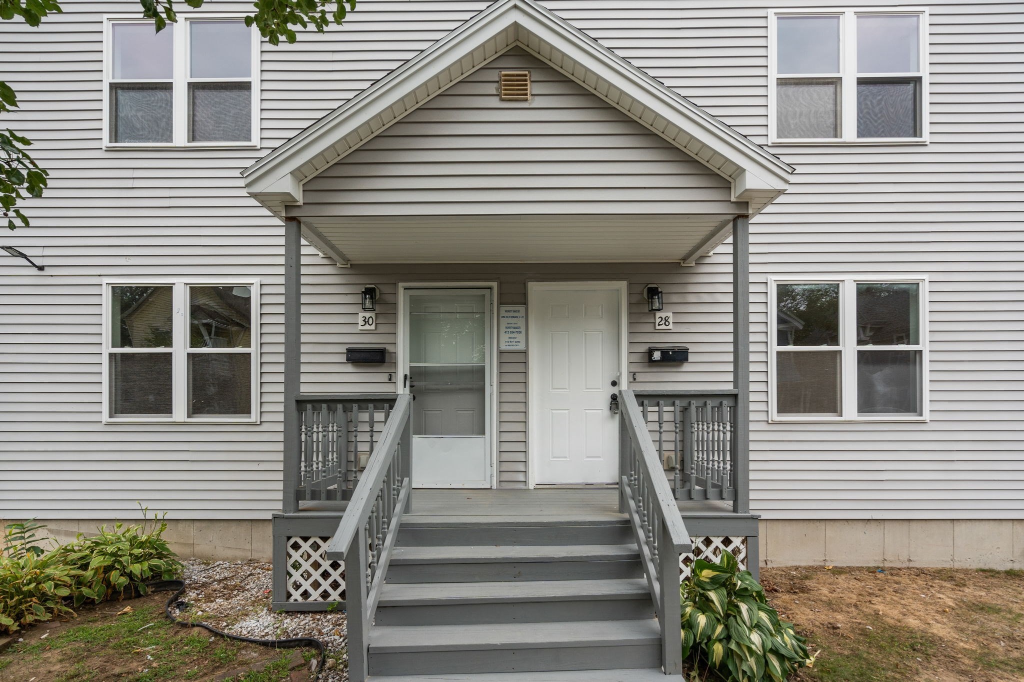 28 Dawes Street Springfield, MA 01109 - Photo 4 of 42 Gallery Image 4