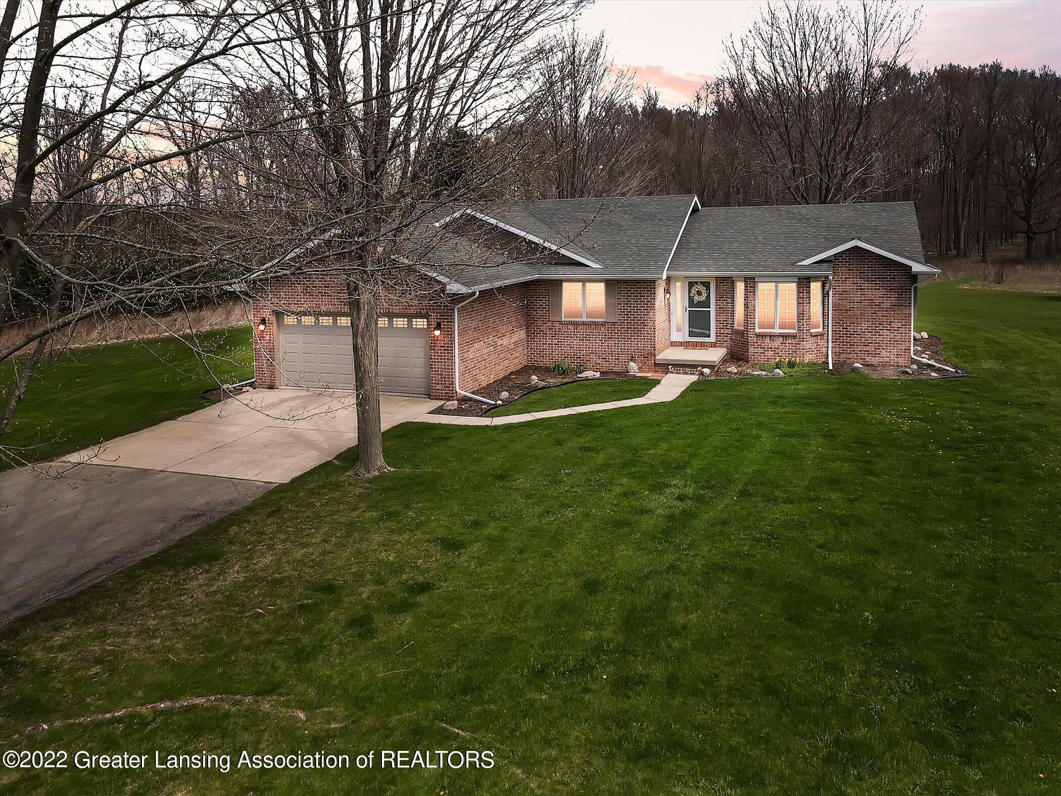13530 Kenyon Road Grand Ledge, MI 48837 - Photo 2 of 51 01-13530-Kenyon-Rd-WindowStill-Real-Esta