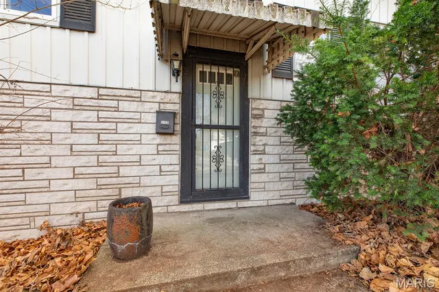 $72,500 | 2753 Hillcrest Avenue, Alton, IL 62002