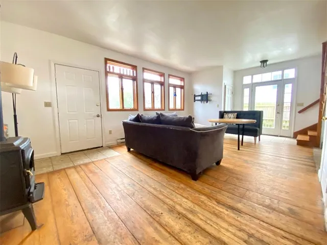 $5,500 | 32 Mc Allister Street, Newport, RI 02840