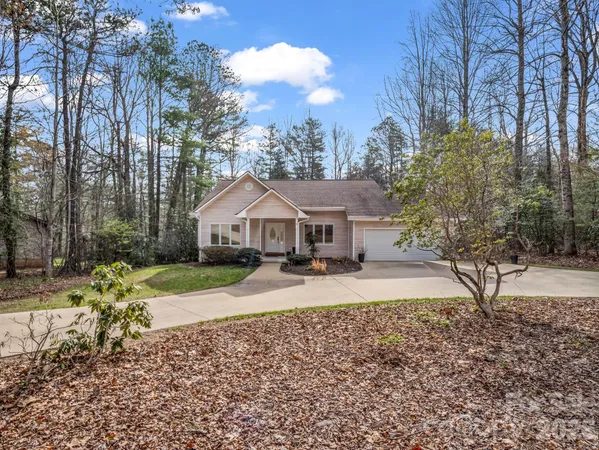 $434,000 | 5 Hearthstone Lane, Flat Rock, NC 28731