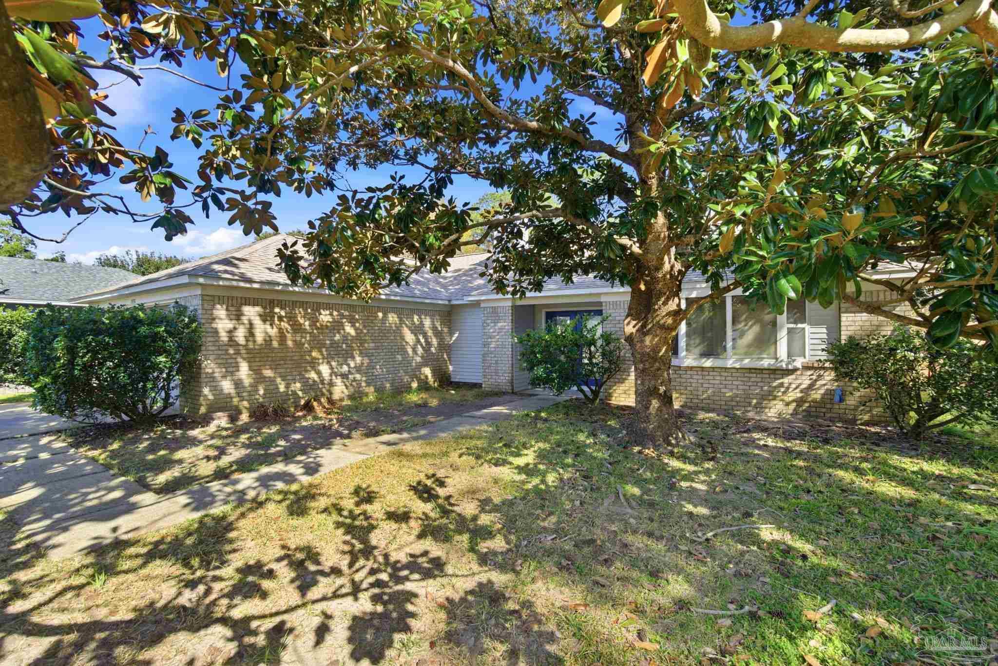 2830 Via Roma Court Gulf Breeze, FL 32563 - Photo 3 of 39