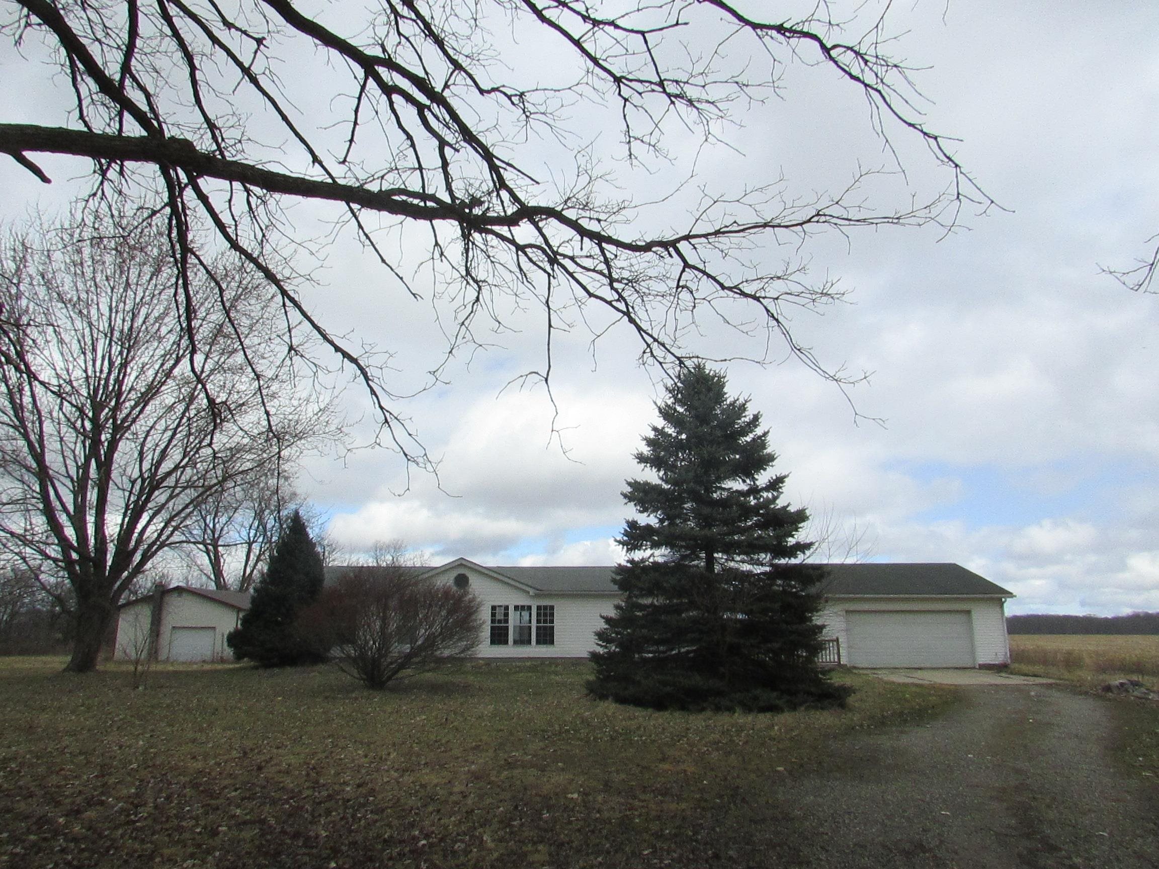 6077 Hibbard Road Corunna, MI 48817 - Photo 2 of 35