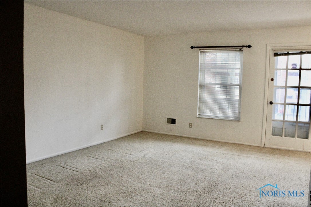 3217 Glanzman Road, Unit 56X Toledo, OH 43614 - Photo 10 of 33 Gallery Image 10