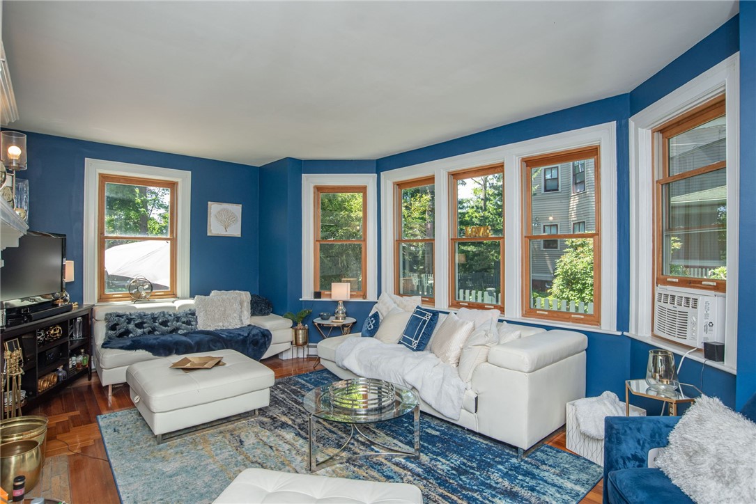 136 Arnold Avenue Cranston, RI 02905 - Photo 26 of 50