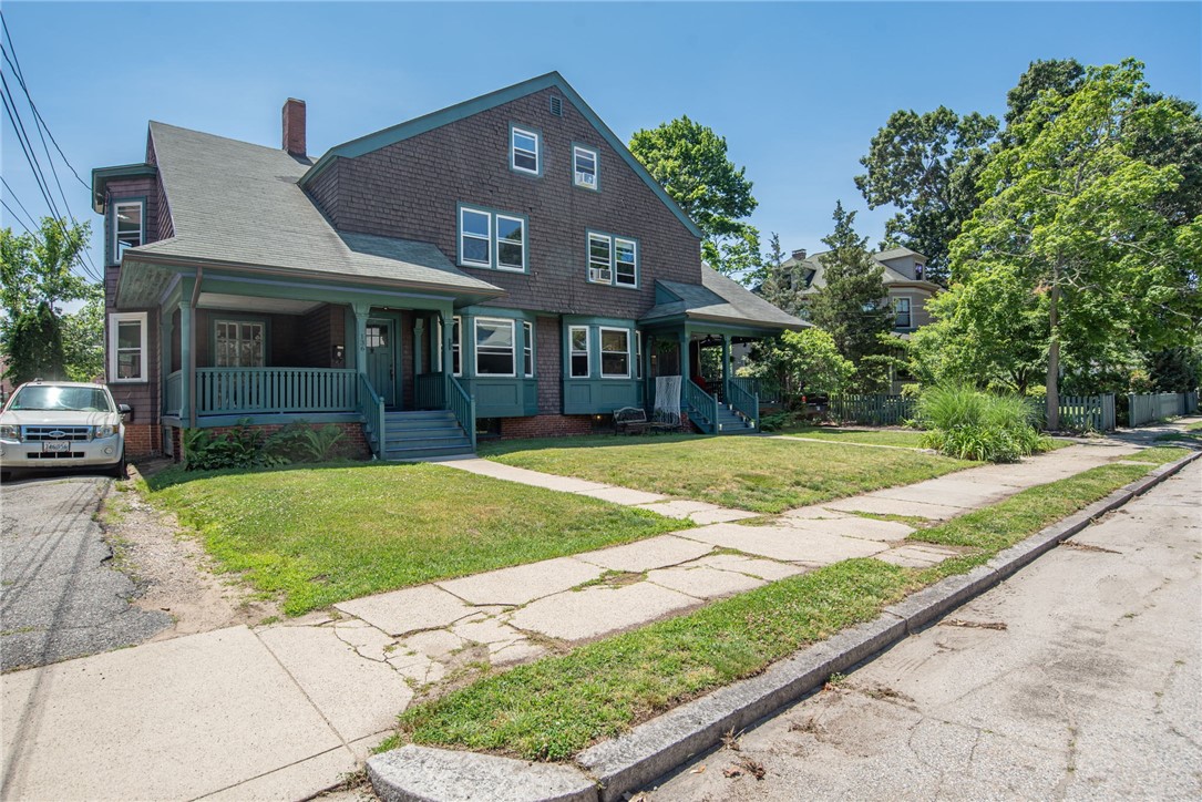 136 Arnold Avenue Cranston, RI 02905 - Photo 3 of 50