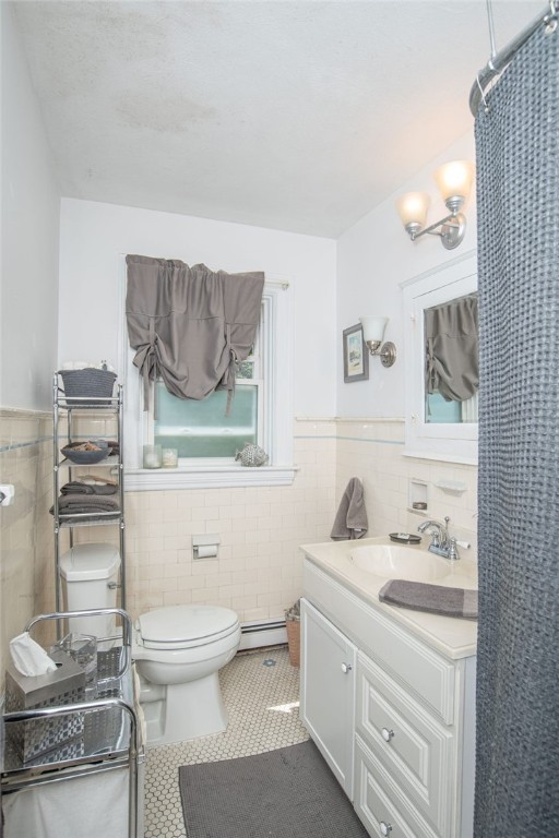 136 Arnold Avenue Cranston, RI 02905 - Photo 32 of 50