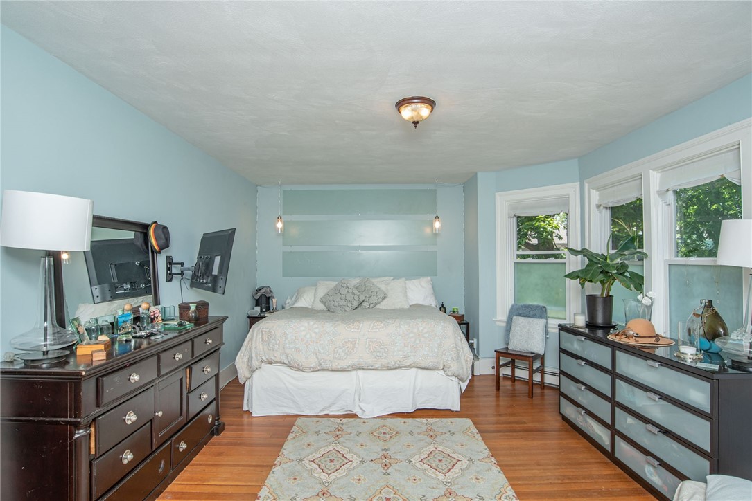 136 Arnold Avenue Cranston, RI 02905 - Photo 39 of 50