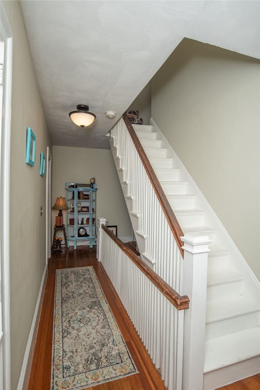 136 Arnold Avenue Cranston, RI 02905 - Photo 42 of 50