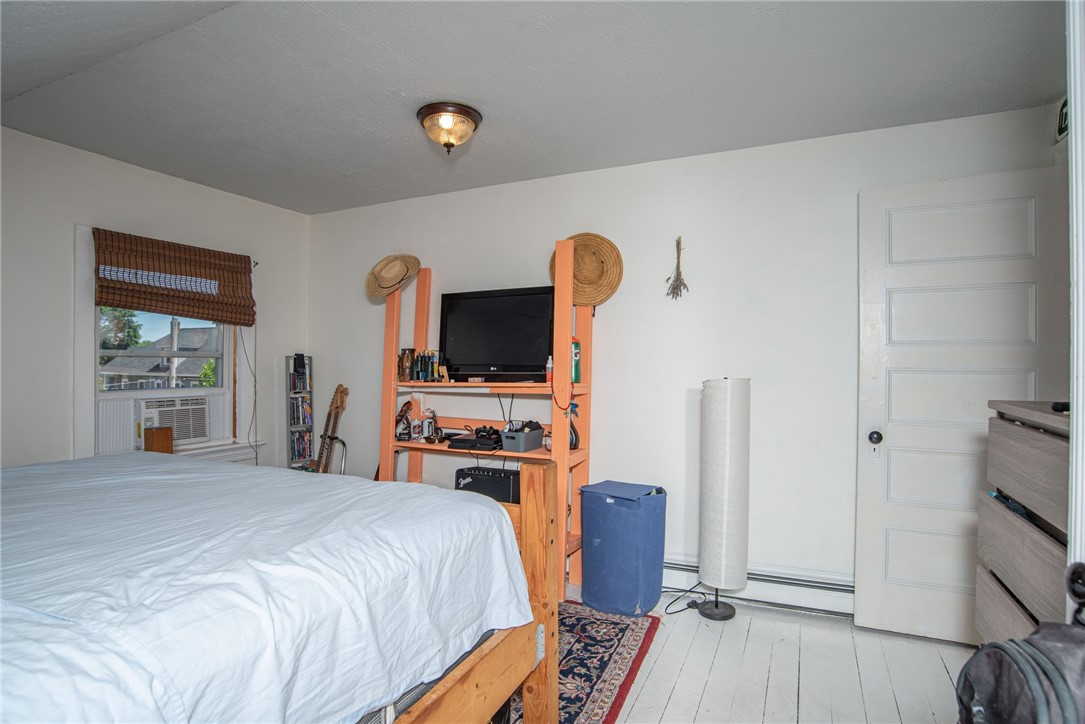 136 Arnold Avenue Cranston, RI 02905 - Photo 47 of 50