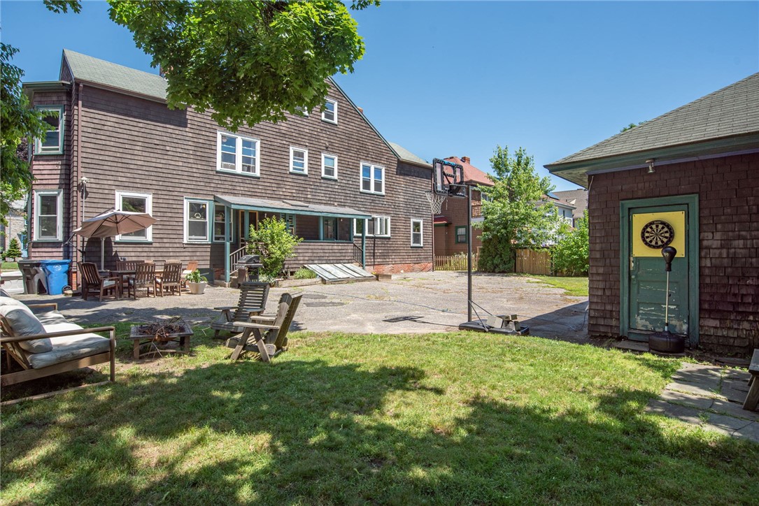 136 Arnold Avenue Cranston, RI 02905 - Photo 8 of 50