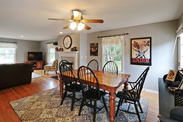 1100 Inverlieth Road Lake Forest, IL 60045 - Photo 9 of 20