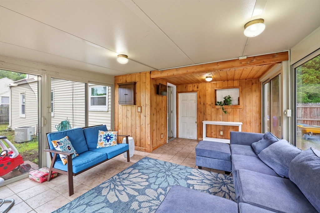170 Brittany Road Springfield, MA 01151 - Photo 26 of 32 Gallery Image 26