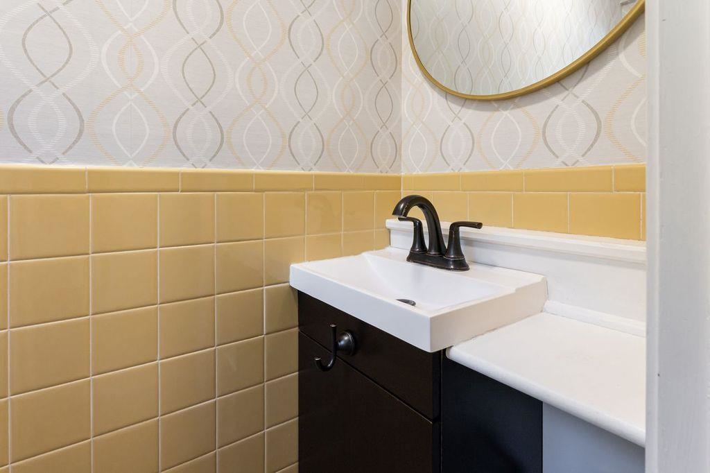 4 Huckleberry Lane Atkinson, NH 03811 - Photo 13 of 42