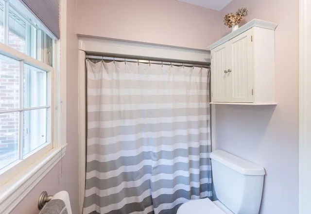 $670,000 | 4 Huckleberry Lane, Atkinson, NH 03811