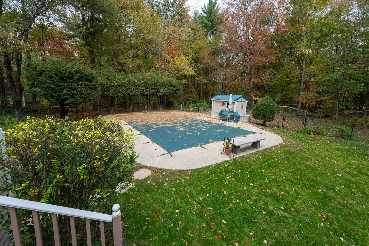 4 Huckleberry Lane Atkinson, NH 03811 - Photo 6 of 42