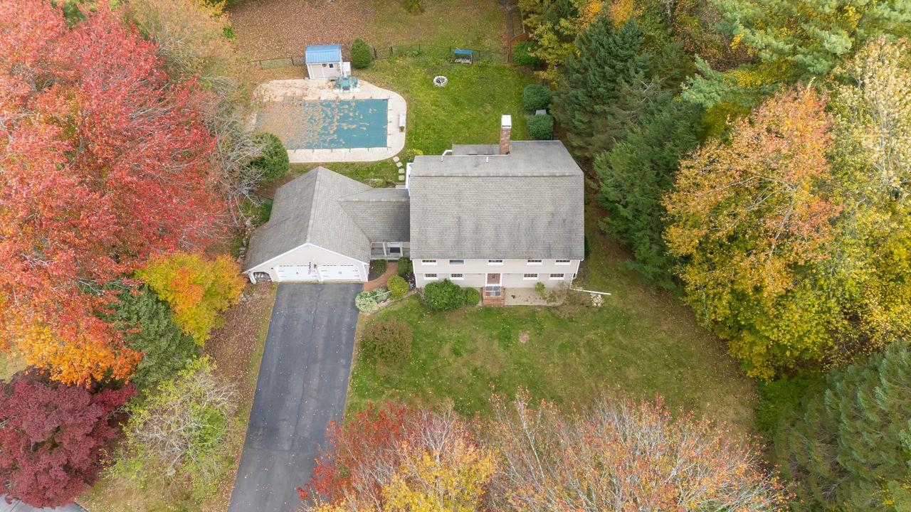 4 Huckleberry Lane Atkinson, NH 03811 - Photo 8 of 42