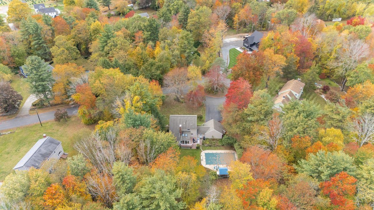 4 Huckleberry Lane Atkinson, NH 03811 - Photo 10 of 42