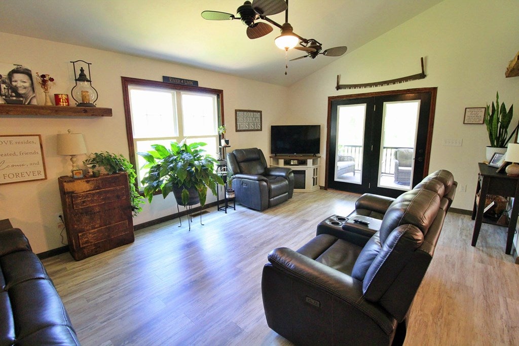 5977 River Road Gladstone, VA 24553 - Photo 19 of 56 Gallery Image 19