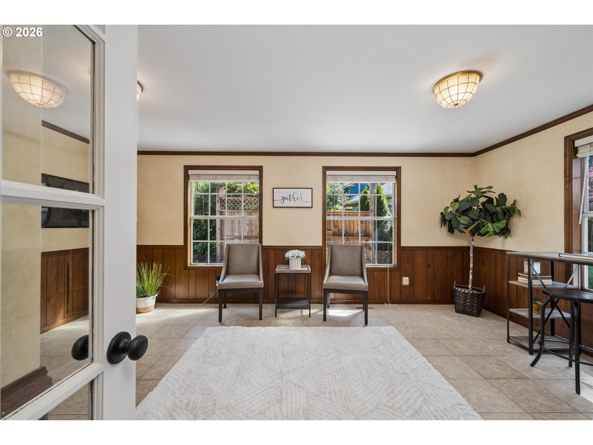 508 Cascade Drive Springfield, OR 97478 - Photo 15 of 45 Family Room