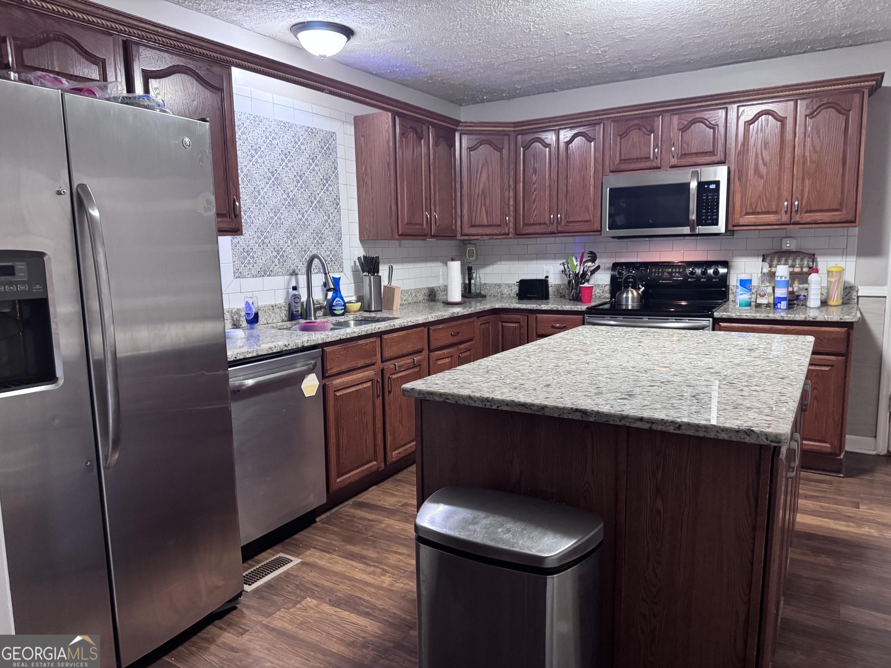 21101 Highway 85 Gay, GA 30218 - Photo 7 of 31