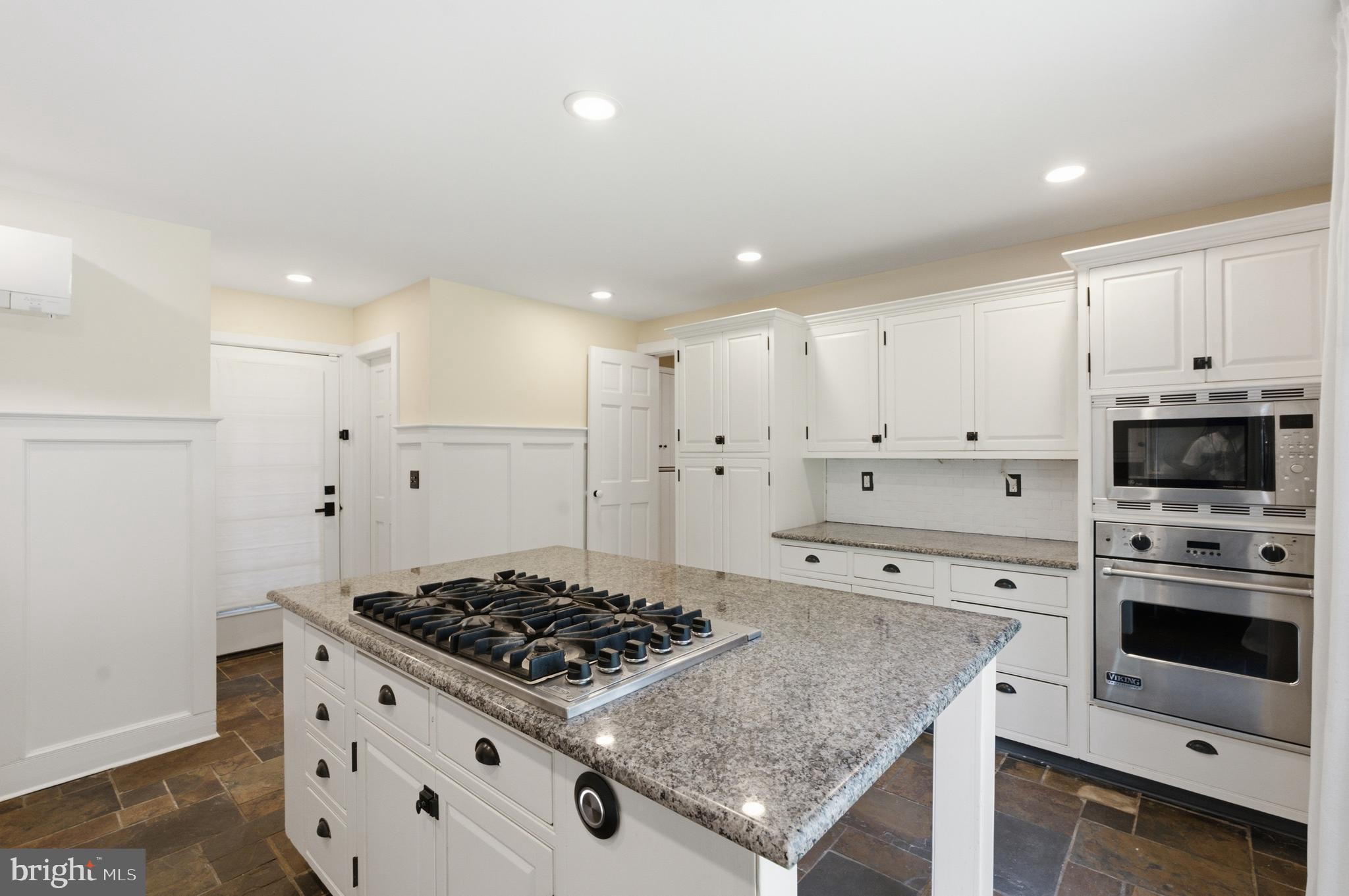 4273 Quakerbridge Road Princeton, NJ 08540 - Photo 17 of 46 Gallery Image 17