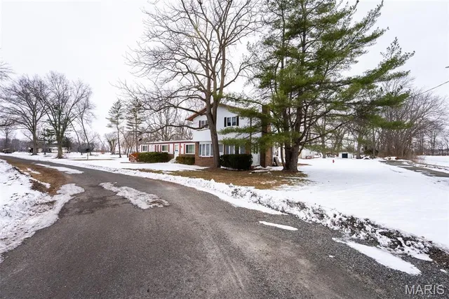 $119,900 | 530 Joseph Street, Carlyle, IL 62231