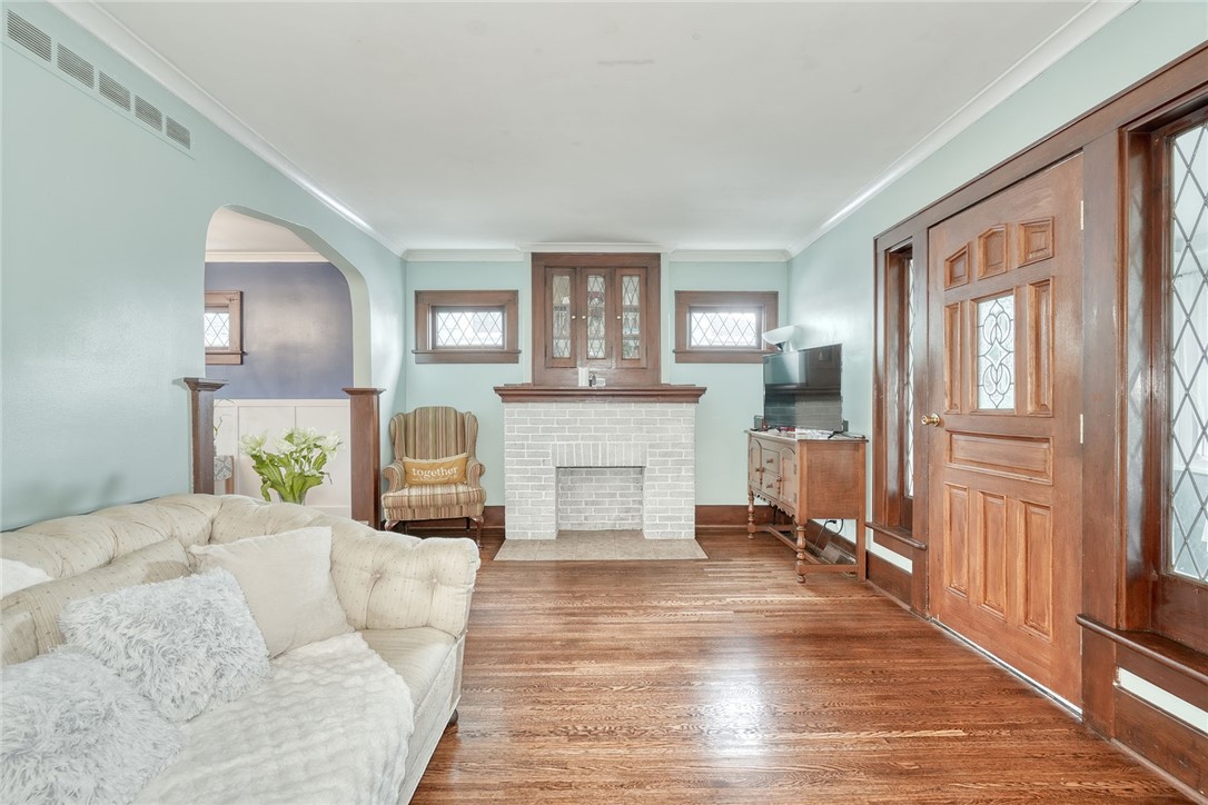 84 Falstaff Road Irondequoit, NY 14609 - Photo 2 of 48