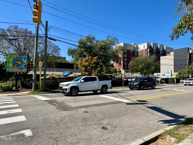 $349,000 | 1001 Brighthurst Drive, Unit 306, Raleigh, NC 27605