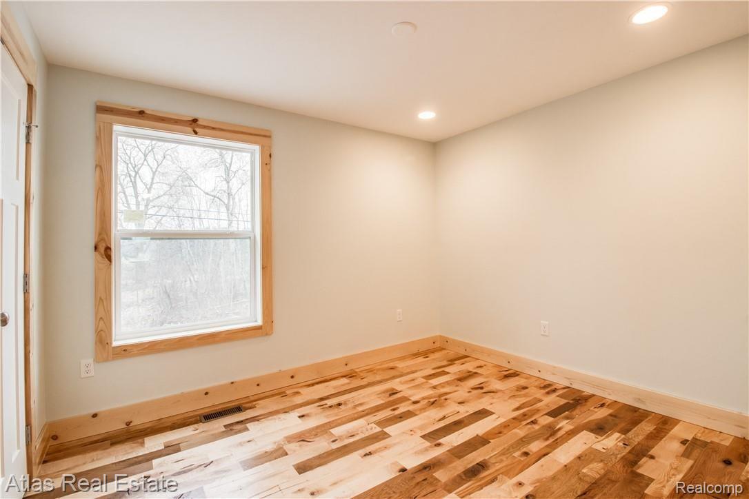 9625 Ellis Road Clarkston, MI 48348 - Photo 42 of 58 INTERIORS (14 of 30).jpg