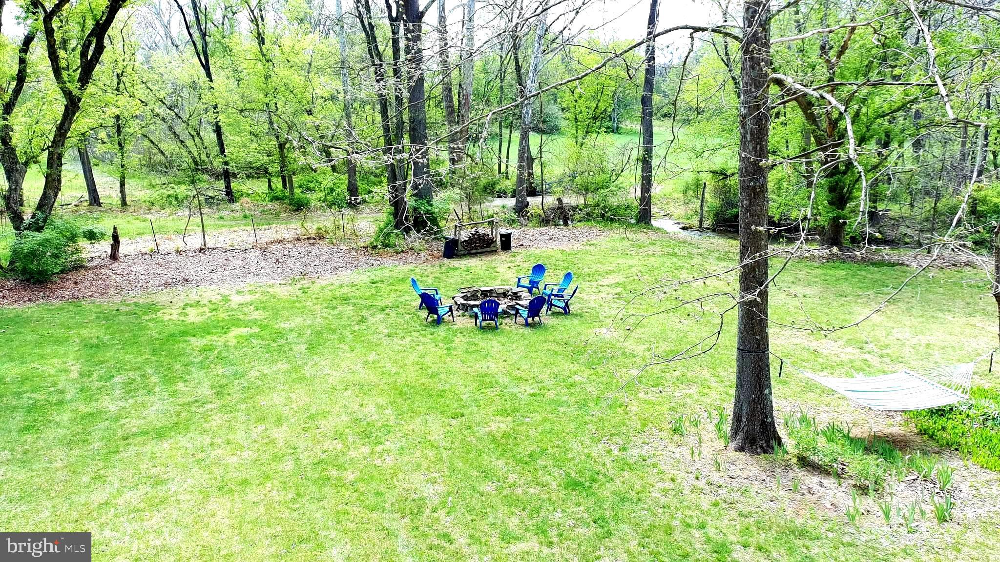 4992 Scrabble Road Shepherdstown, WV 25443 - Photo 8 of 28 Relaxing Area