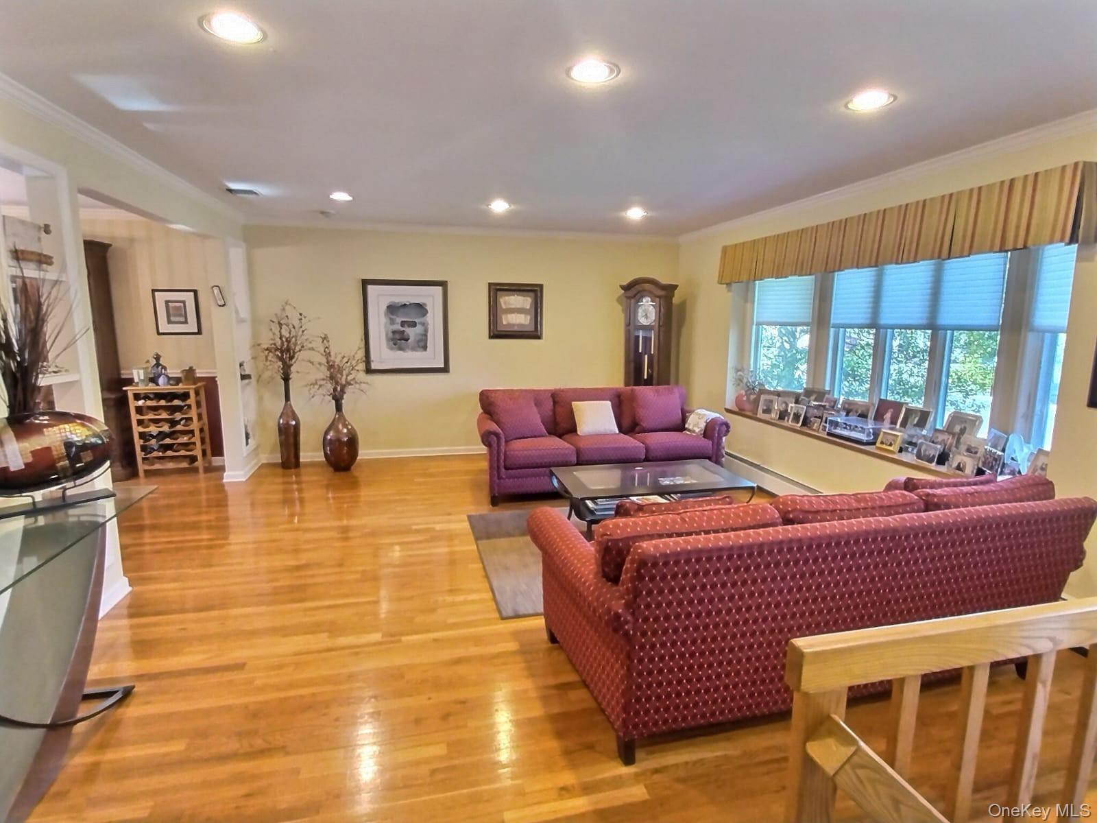 3452 Turf Road Oceanside, NY 11572 - Photo 4 of 46