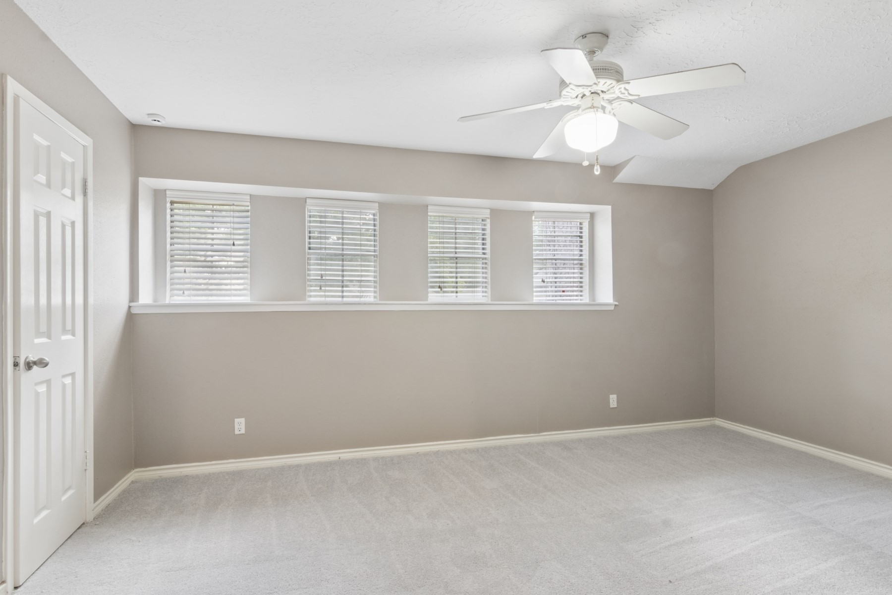 2607 Allyson Court Spring, TX 77373 - Photo 14 of 25 an empty room with a window