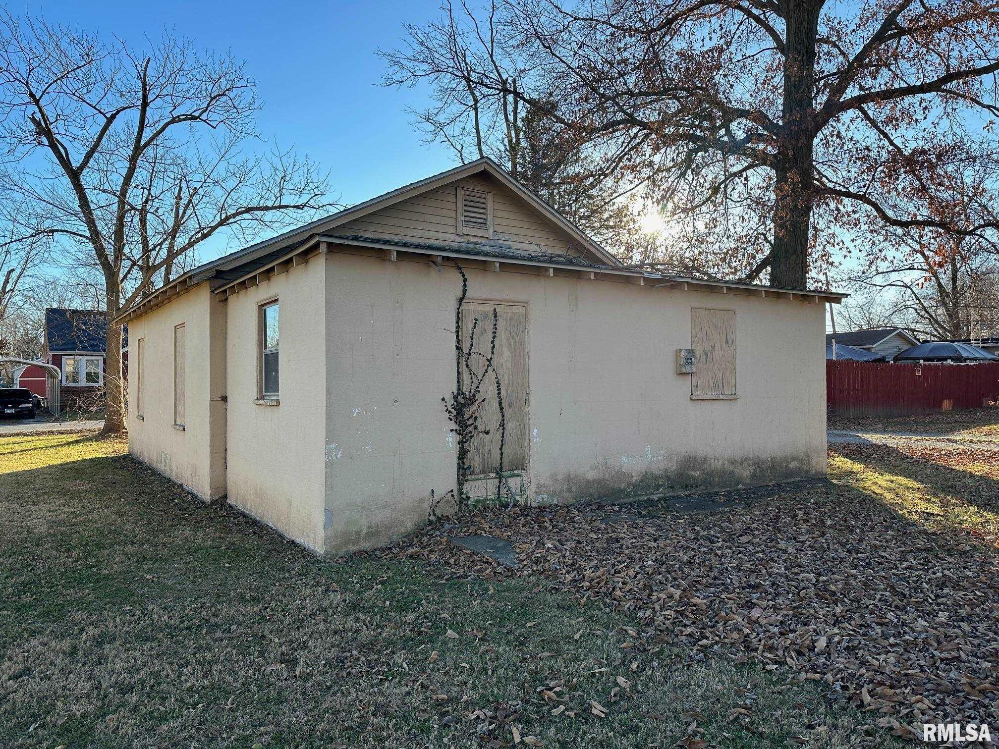1007 East Ruth Street Benton, IL 62812 - Photo 5 of 15 Gallery Image 5