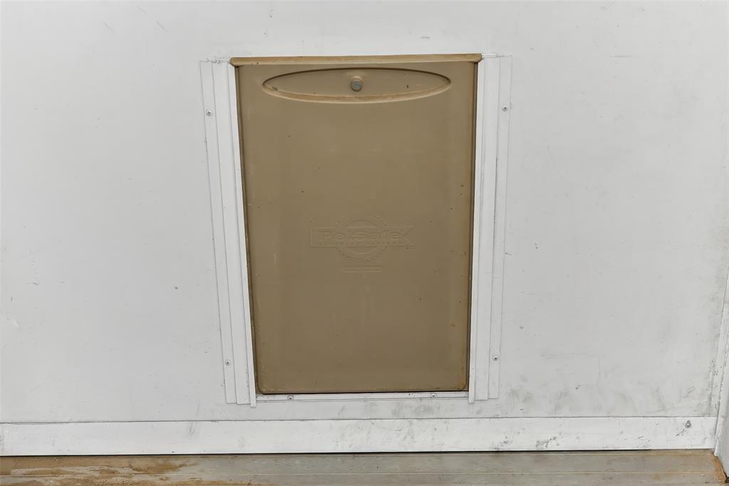 512 Allison Road Springtown, TX 76082 - Photo 14 of 32 a view of door