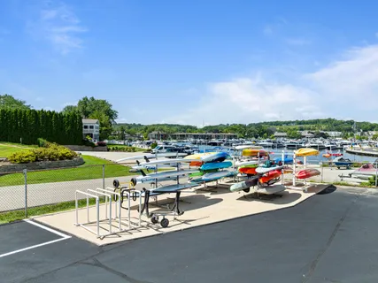 $825,000 | 860 Trails End Drive, Fontana, WI 53125