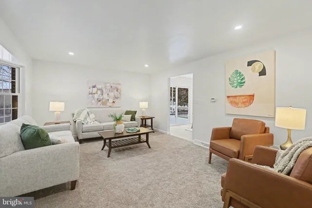 $425,000 | 1006 Sheffield Avenue, Mechanicsburg, PA 17055