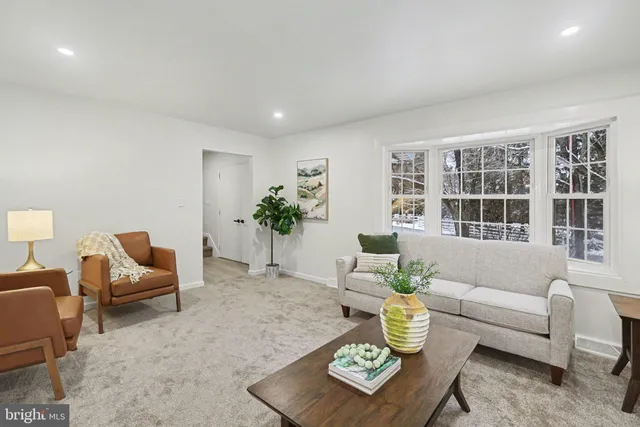 $425,000 | 1006 Sheffield Avenue, Mechanicsburg, PA 17055