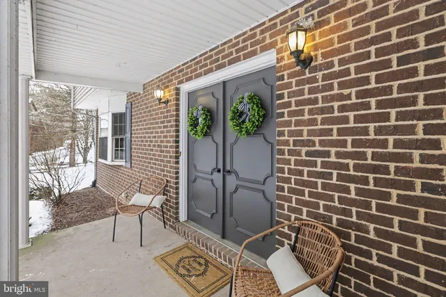 $425,000 | 1006 Sheffield Avenue, Mechanicsburg, PA 17055