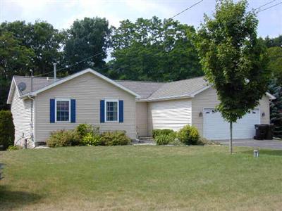 1052 Sir Knight Road Plainwell, MI 49080 - Photo 1 of 1 Primary Photo