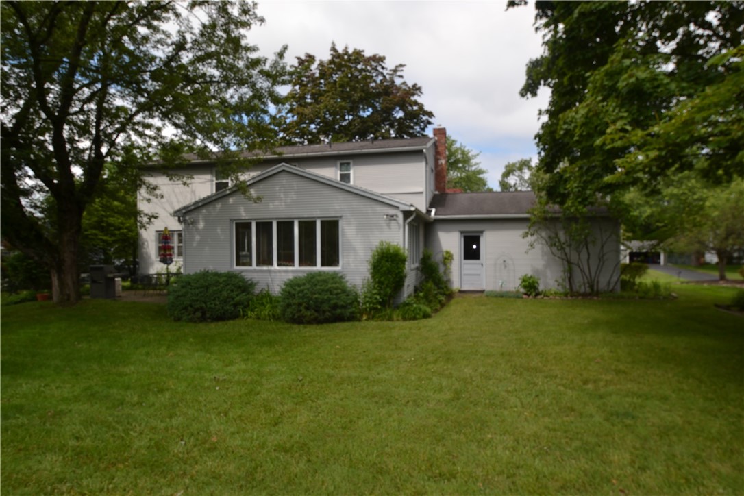 118 Nettlecreek Road Perinton, NY 14450 - Photo 6 of 41 rear