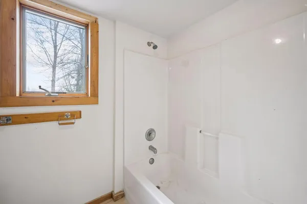 $349,999 | 9909 300th Avenue Northwest, Princeton, MN 55371