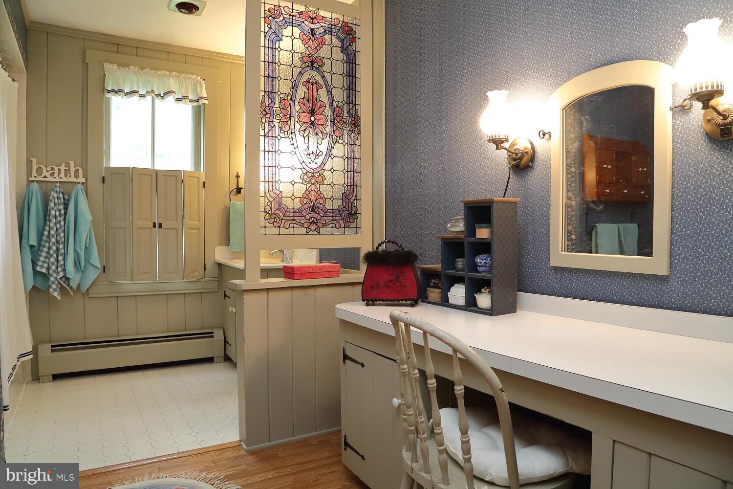 3175 Anchor Road Washington Boro, PA 17582 - Photo 21 of 72 2ND FLOOR MAIN BATHROOM