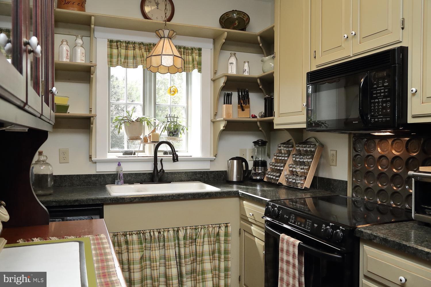 3175 Anchor Road Washington Boro, PA 17582 - Photo 29 of 72 KITCHEN IN THE IN-LAW QUARTERS
