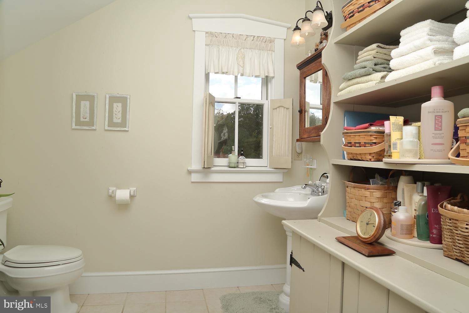 3175 Anchor Road Washington Boro, PA 17582 - Photo 36 of 72 2ND FLOOR FULL BATHROOM IN-LAW QUARTERS