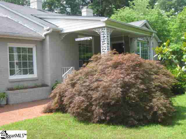 1821 Hudson Road Greer, SC 29650 - Photo 2 of 18 Gallery Image 2